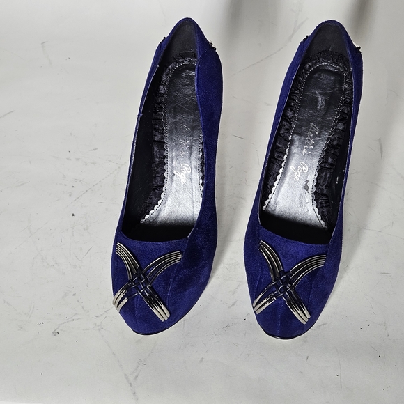 Bettie Page Blue Platform Heels - Picture 2 of 11